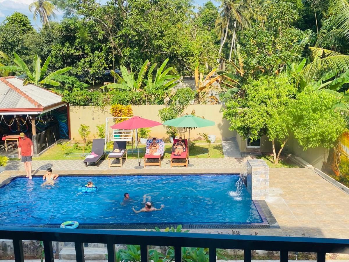 The Kingslayer Resort Negombo Exterior photo